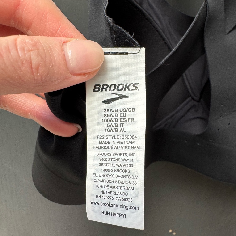 Brooks Black Woman’s Sports Bra Size 38 A/B - Picture 3 of 4